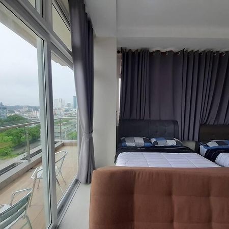 Smart Suite Balcony Riverine Кучинг Экстерьер фото